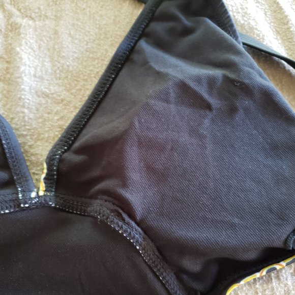 New Gorgeous Padded Monokini. Swimsuit - Picture 10 of 11